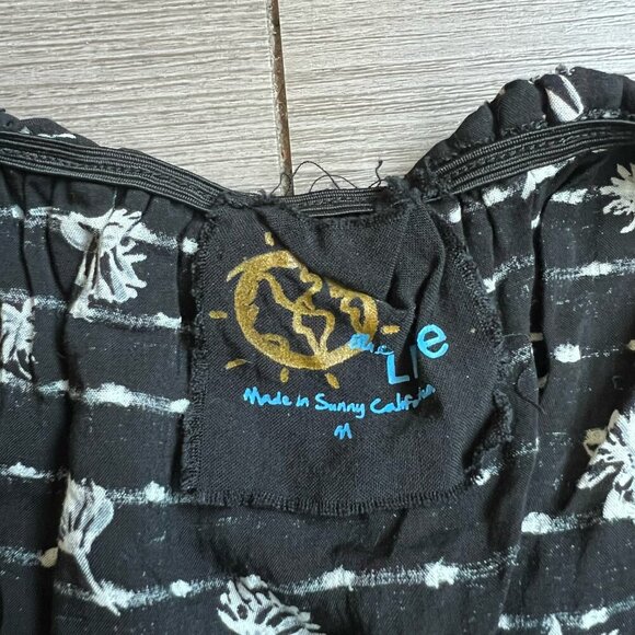 Blue Life Boho Ballerina Romper Smocked Waist Off Shoulder Black Floral Size M - Picture 3 of 5